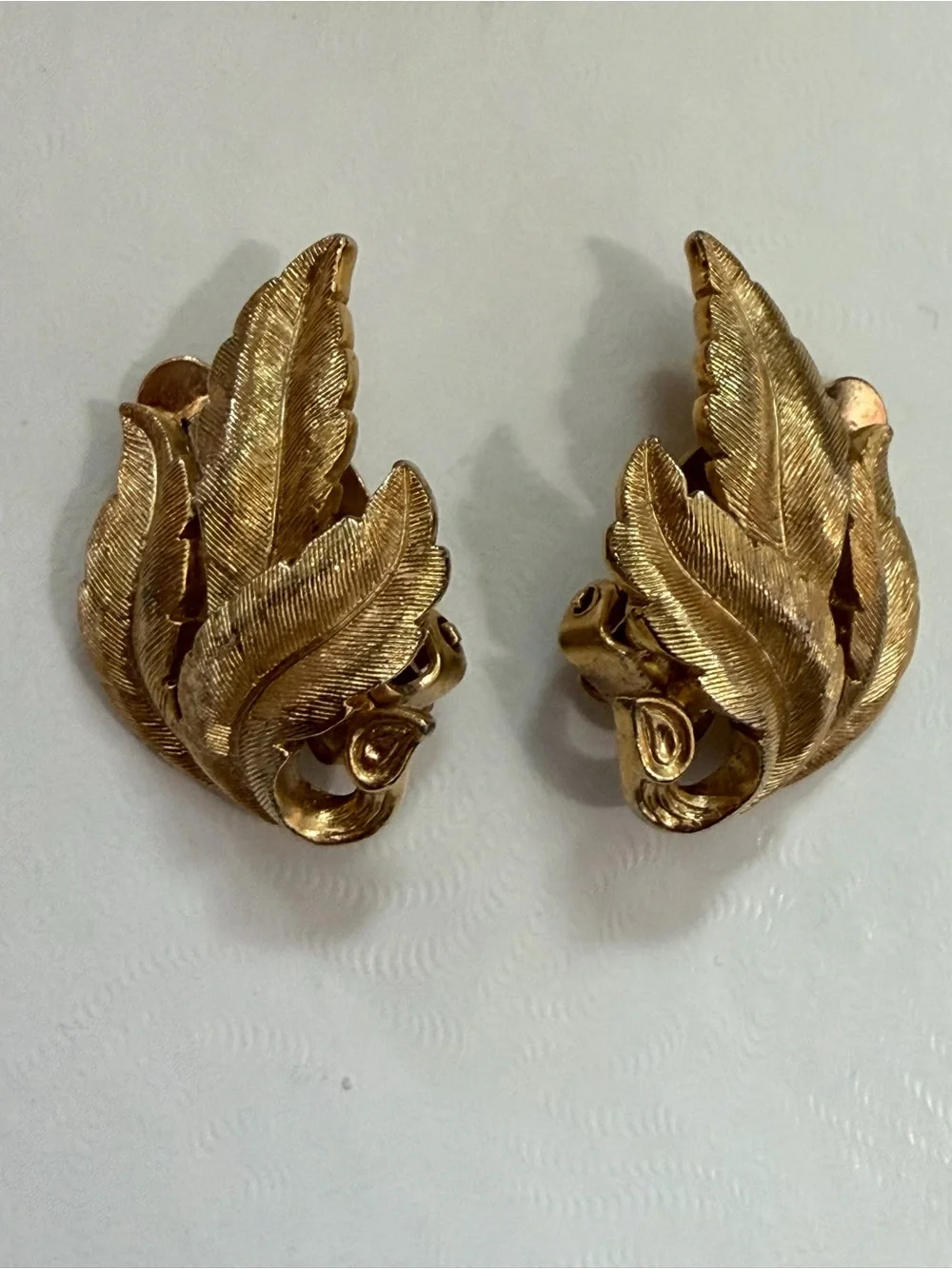 Vintage Trifari Gold Tone Leaf Clip-On Earrings